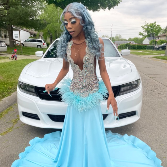 Aqua blue prom dress with silver rhinestones blue feathers and ruffled ends - Picture 5 of 5